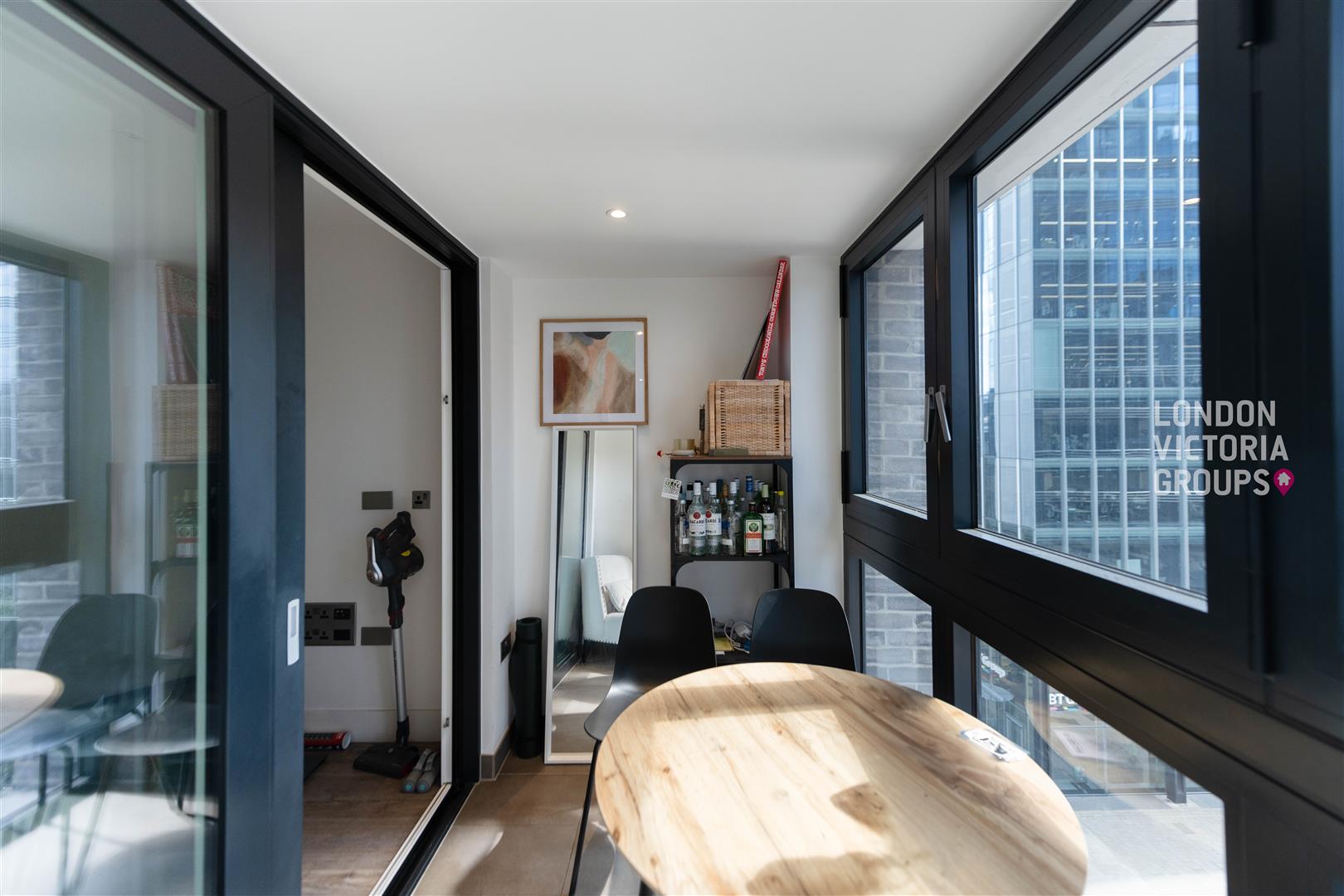 Wiverton Tower, 4 New Drum Street, London
